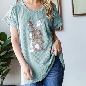 Short Sleeve Solid Urban Ribb Top with Rabbit